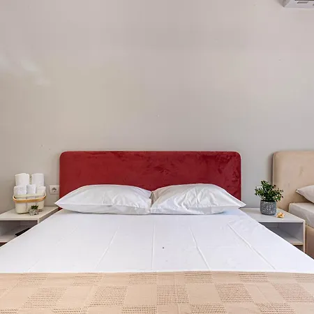 Apartment Lian 3 - Modern Classic Triple --- Brand New - Lungomare 3 Min Walk *